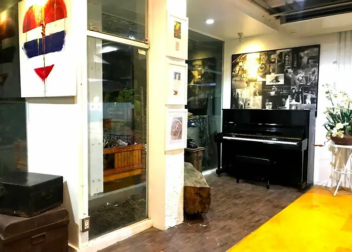 호스텔 Silom Art *